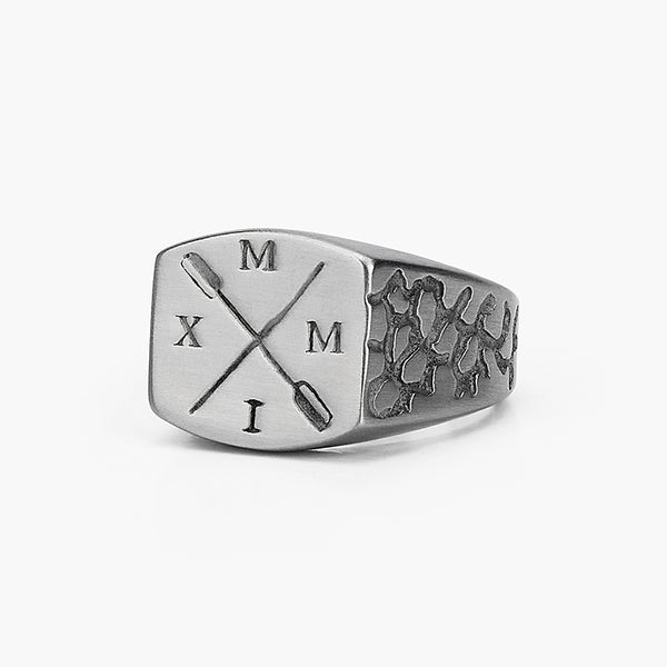RETRO LETTERS RING