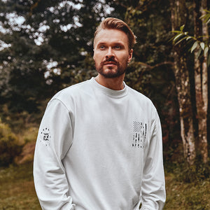 USA FLAG CROSS SWEATSHIRT