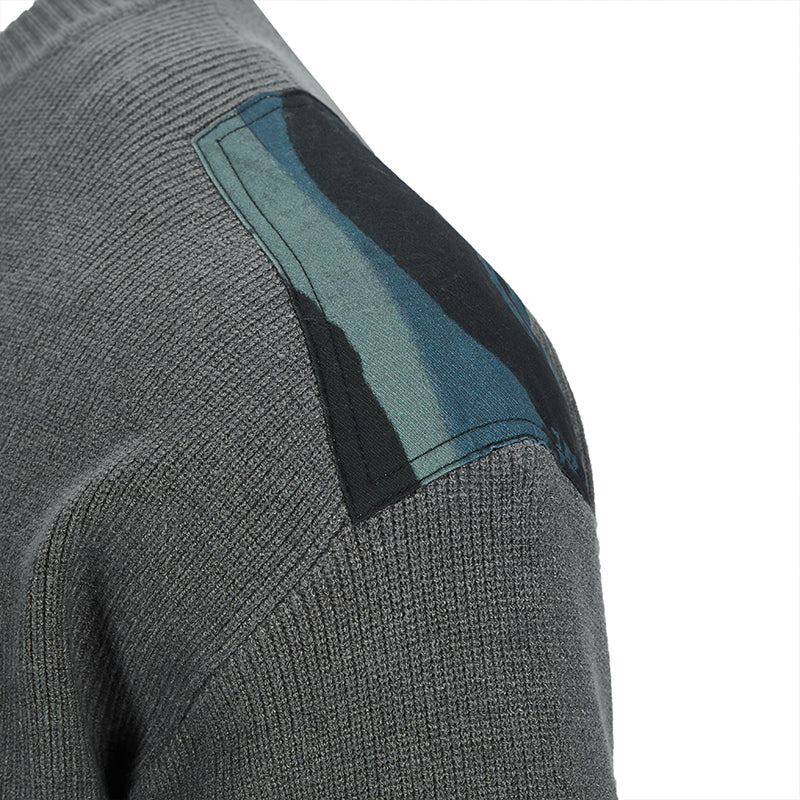 PATCH POCKET SWEATER