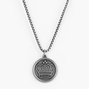 CROWN ENGRAVED PENDANT