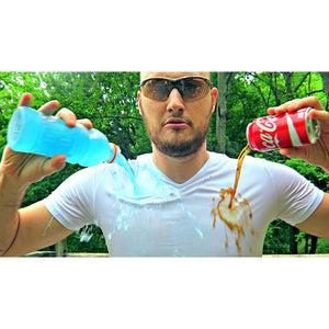 USA FLAG WATERPROOF V-NECK GRAPHIC TEE