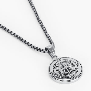 RETRO COMPASS PENDANT
