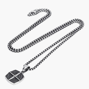 RETRO COMPASS PENDANT